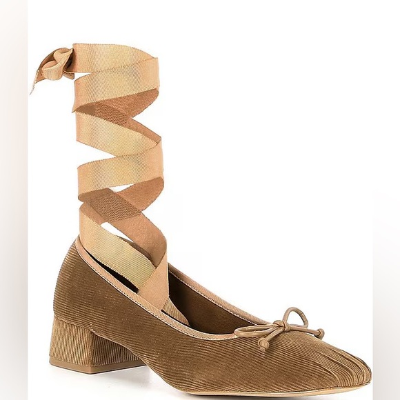 NWOT Gianni Bini x Lilly Sisto Nell Corduroy Ankle Wrap Pumps - Picture 1 of 7